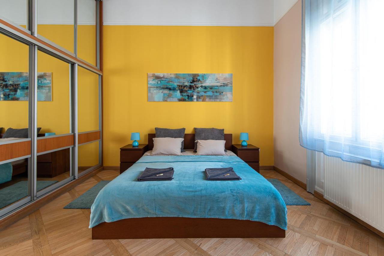 Patrik'S Budapest Center Apartment Dış mekan fotoğraf