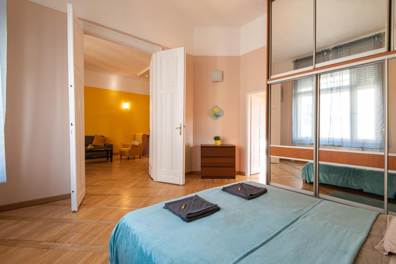 Patrik'S Budapest Center Apartment Dış mekan fotoğraf